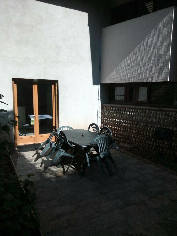 Maison D'Architecte Au Bord De L'Eau Apartment Pont-d'Ain Exterior photo